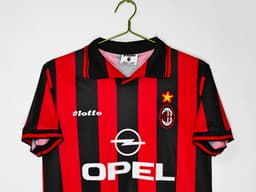 AC Milan Retro Shirt 1997/98 Home — photo 2