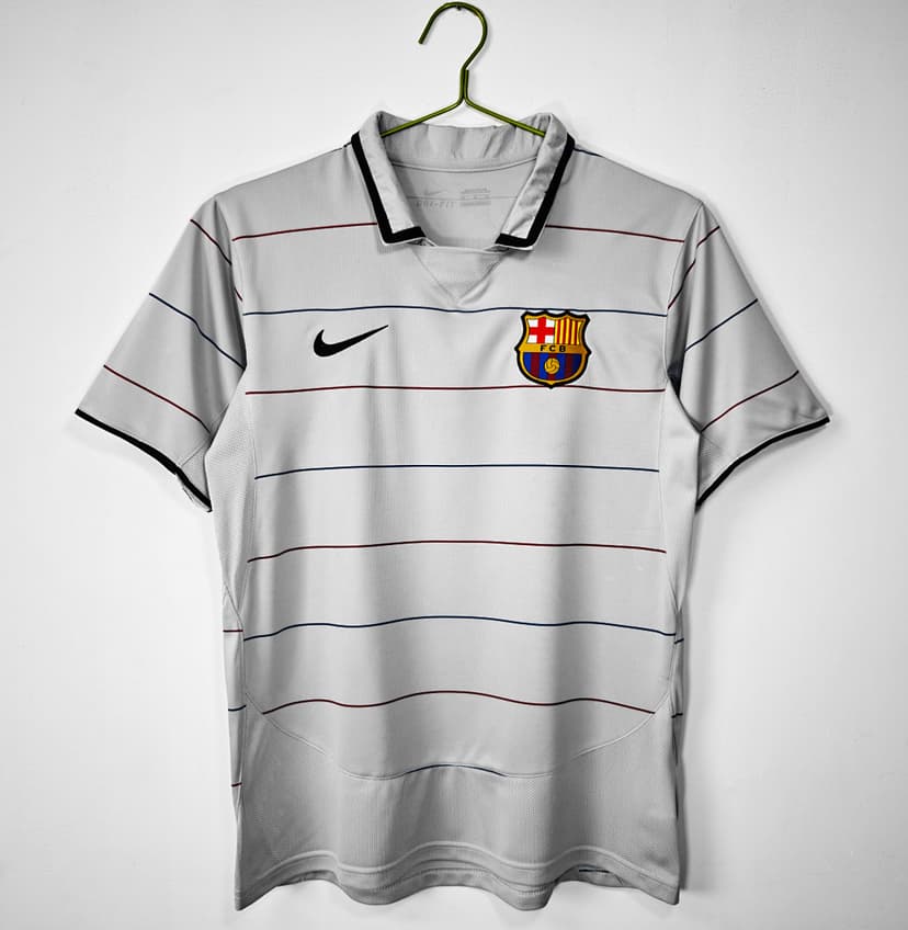 Barcelona Retro Shirt 2003/04 Away — photo 1
