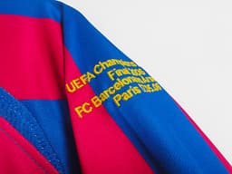 Barcelona Retro Shirt 2005/06 Home Long Sleeve — photo 2