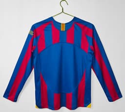 Barcelona Retro Shirt 2005/06 Home Long Sleeve — photo 4