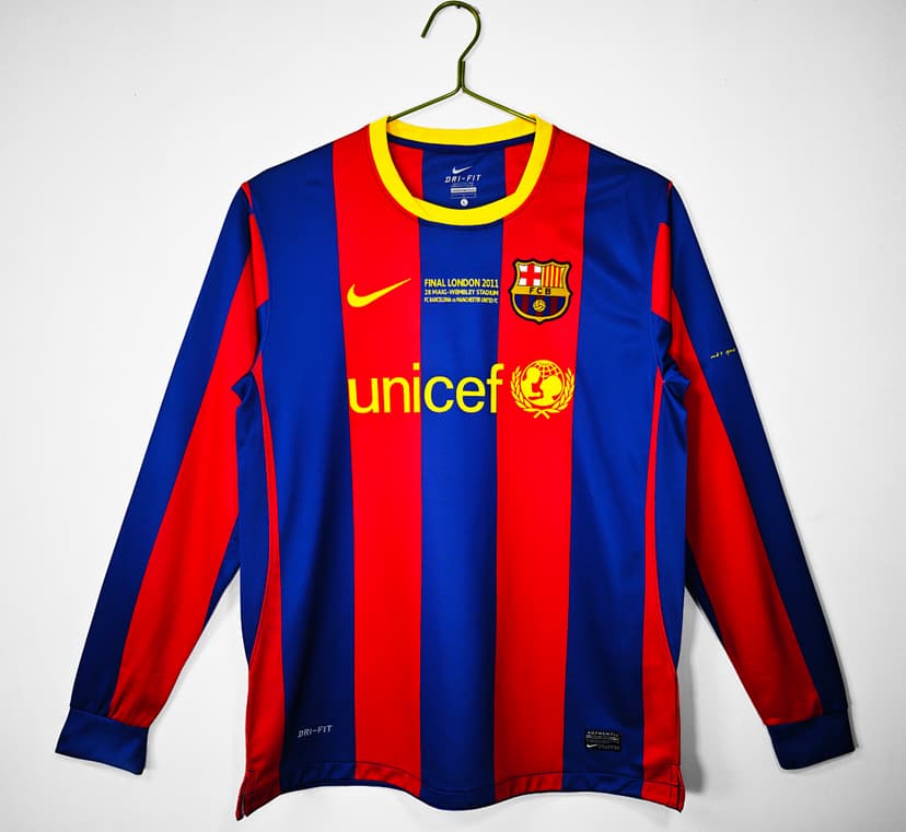 Barcelona Retro Shirt 2010/11 Home Long Sleeve — photo 1