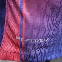 Barcelona Home Jersey 2025/26 Long Sleeve — photo 2