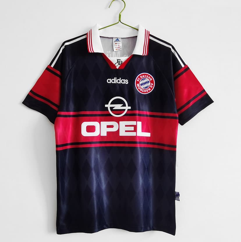 Bayern Munich Retro Shirt 1997/99 Home — photo 1