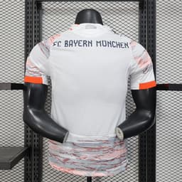Bayern Munich Away Jersey 2025/26 — photo 3
