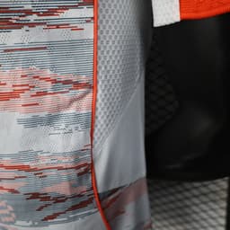 Bayern Munich Away Jersey 2025/26 — photo 4