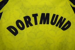Borussia Dortmund Retro Shirt 1994/95 Home — photo 2