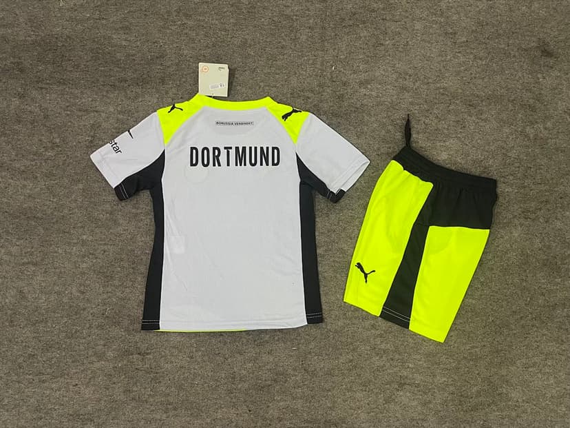 Borussia Dortmund Away Kit for Kids 2025/26 — photo 1