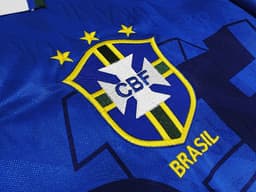 Brazil Retro Shirt 1992 Away — photo 2