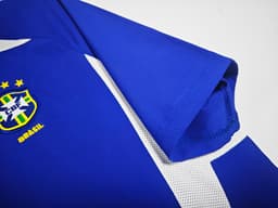 Brazil Retro Shirt 2002 Away — photo 2