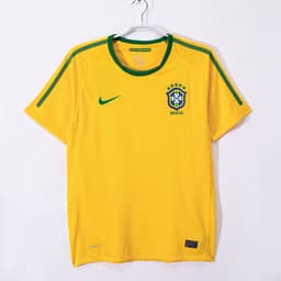 Brazil Retro Shirt 2010 Home — photo 1