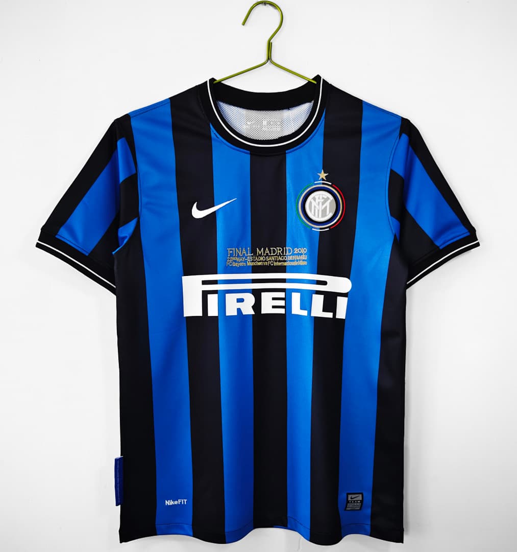 Inter Milan Retro Shirt 2009/10 Home — photo 1