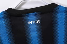 Inter Milan Retro Shirt 2010/11 Home — photo 2