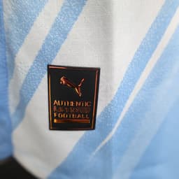 Manchester City Home Jersey Long Sleeve — photo 3