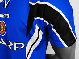 Manchester United Retro Shirt 1996/98 Third — photo 4
