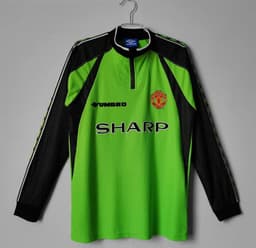 Manchester United Retro Shirt 1998/99 Goalkeeper Long Sleeve — photo 1