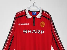 Manchester United Retro Shirt 1998/99 Home Long Sleeve — photo 3