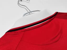 Manchester United Retro Shirt 1999/00 Home Long Sleeve — photo 2