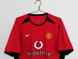 Manchester United Retro Shirt 2002/04 Home — photo 3