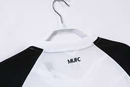Manchester United Retro Shirt 2010/11 Away — photo 2