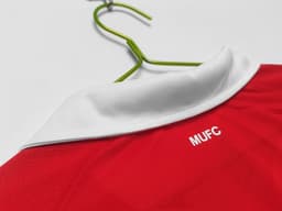 Manchester United Retro Shirt 2010/11 Home — photo 3