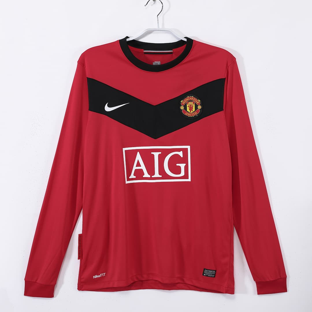 Manchester United Retro Shirt 2010 Home Long Sleeve — photo 1