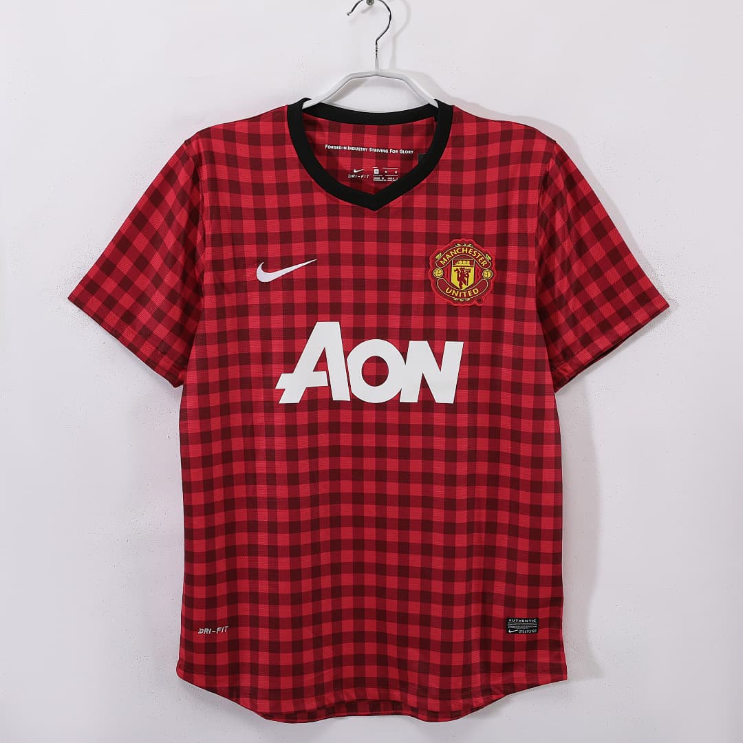 Manchester United Retro Shirt 2012/13 Home — photo 1
