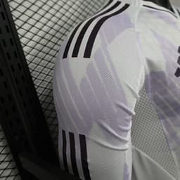 Manchester United Away Jersey 2025/26 Long Sleeve — photo 2