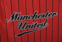 Manchester United Retro Shirt 2025 — photo 2