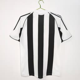Newcastle United Retro Shirt 2005/06 Home — photo 2