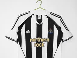 Newcastle United Retro Shirt 2005/06 Home — photo 4