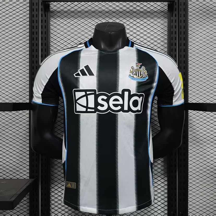 Newcastle United Home Jersey 2025/26 — photo 1