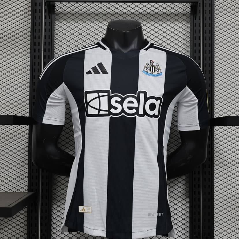 Newcastle United Home Jersey — photo 1