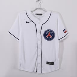 Paris Saint-Germain Retro Shirt 2025 — photo 1
