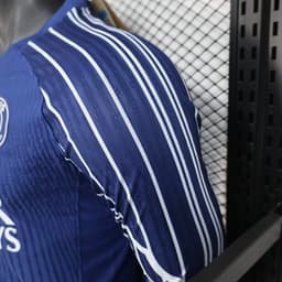 Paris Saint-Germain Third Jersey Long Sleeve — photo 4