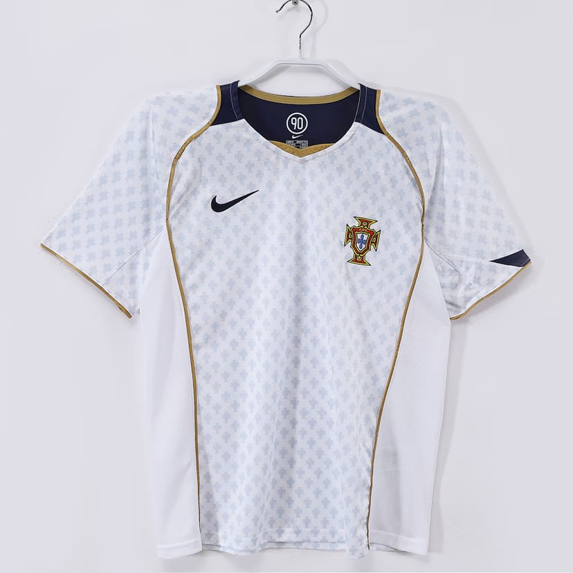 Portugal Retro Shirt 2004 Away — photo 1