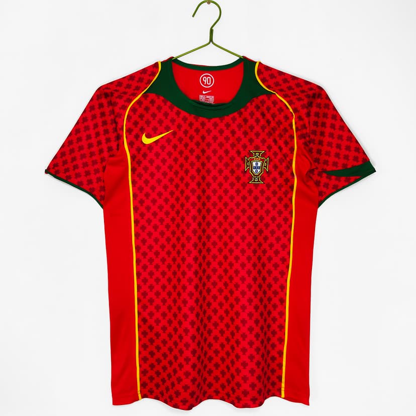 Portugal Retro Shirt 2004 Home — photo 1