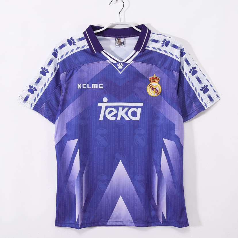 Real Madrid Retro Shirt 1996/97 Away — photo 1