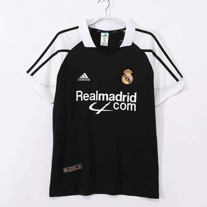Real Madrid Retro Shirt 2001/02 Away — photo 1