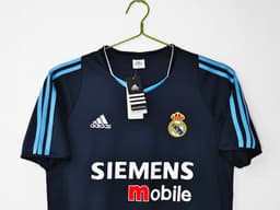 Real Madrid Retro Shirt 2003/04 Away — photo 3