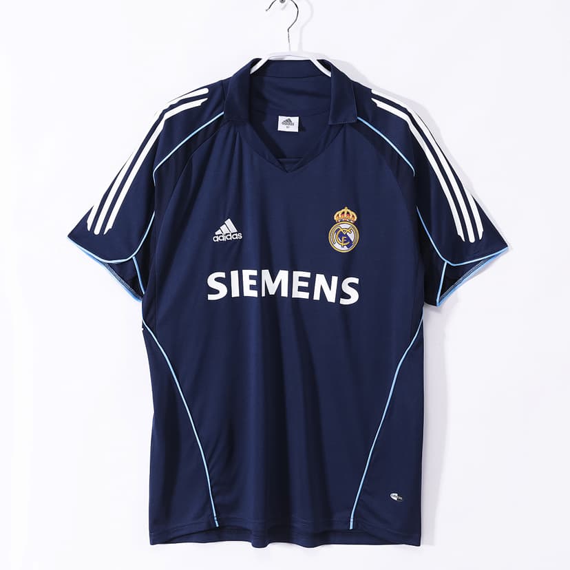 Real Madrid Retro Shirt 2005/06 Away — photo 1
