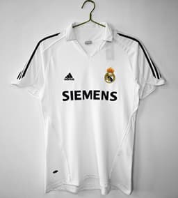 Real Madrid Retro Shirt 2005/06 Home — photo 1