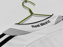 Real Madrid Retro Shirt 2006/07 Home — photo 2