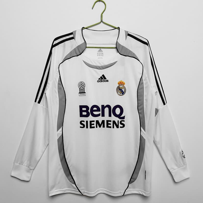Real Madrid Retro Shirt 2006/07 Home Long Sleeve — photo 1