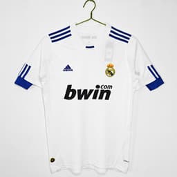 Real Madrid Retro Shirt 2010/11 Home — photo 1