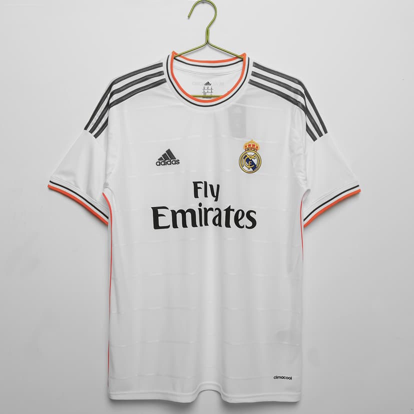 Real Madrid Retro Shirt 2013/14 Home — photo 1