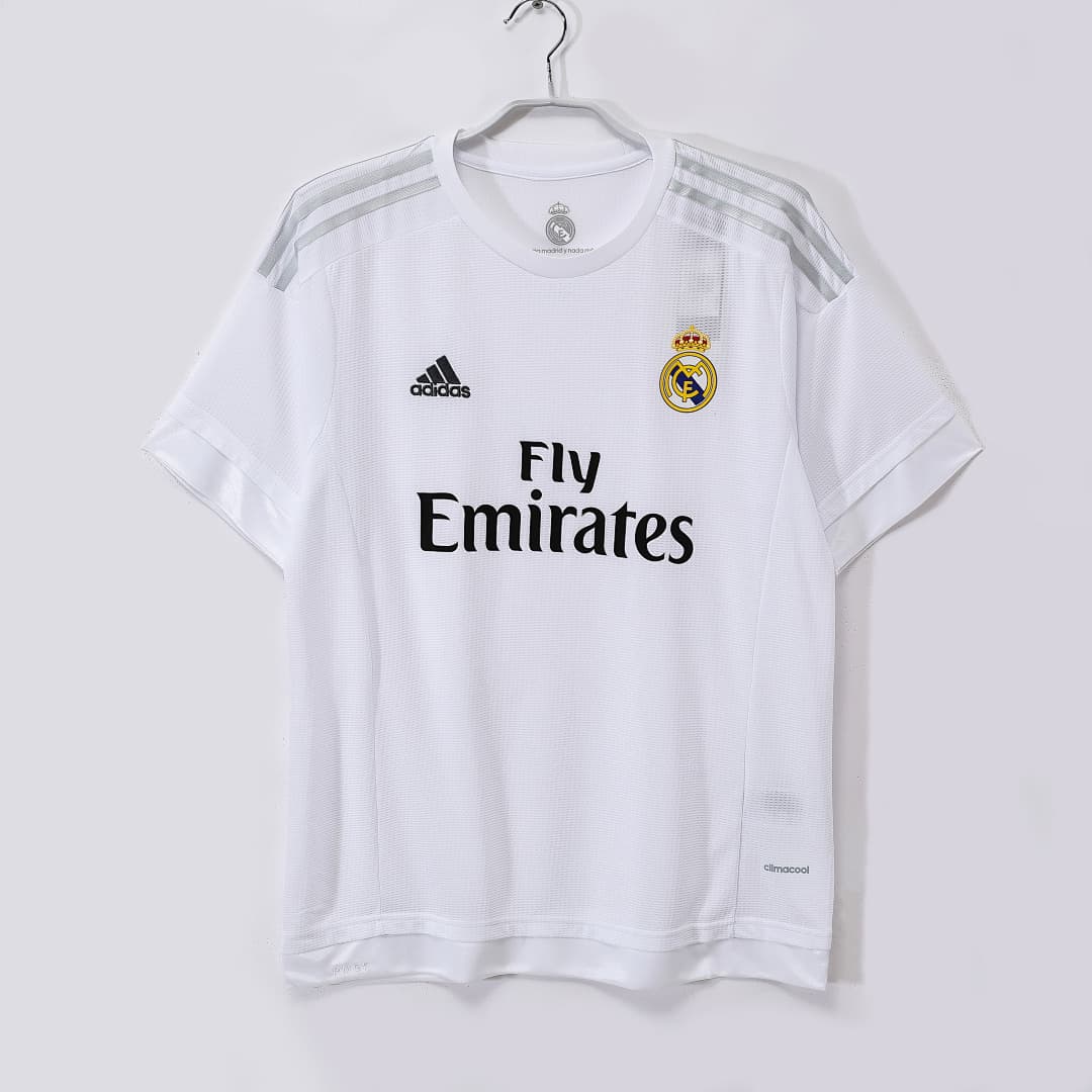 Real Madrid Retro Shirt 2015/16 Home — photo 1
