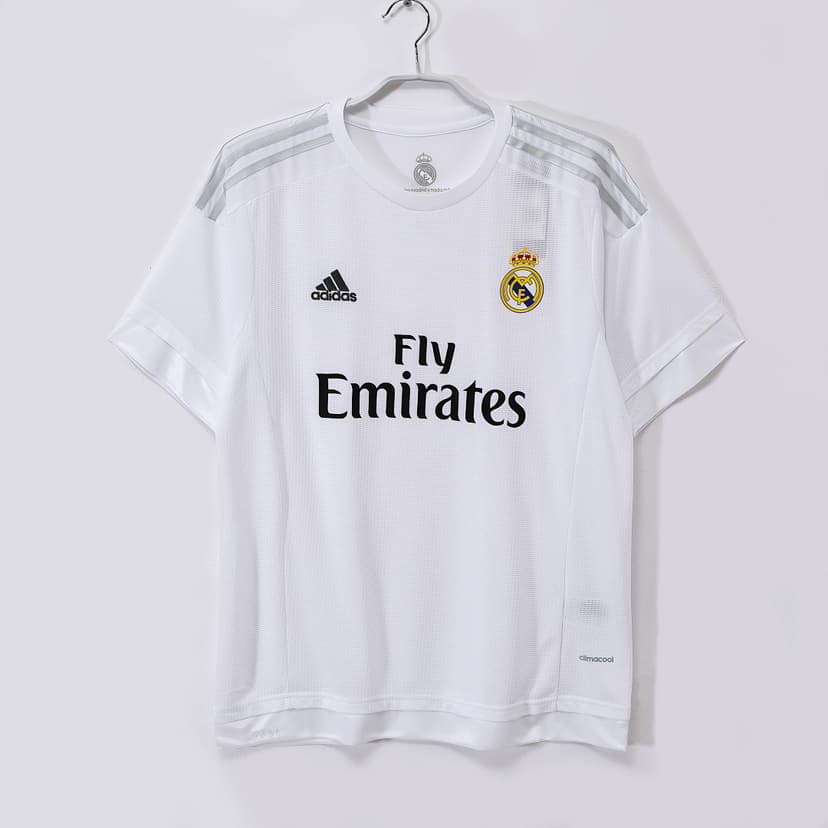 Real Madrid Retro Shirt 2015/16 Home — photo 1