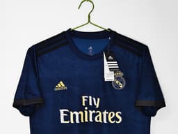 Real Madrid Retro Shirt 2019/20 Away — photo 2