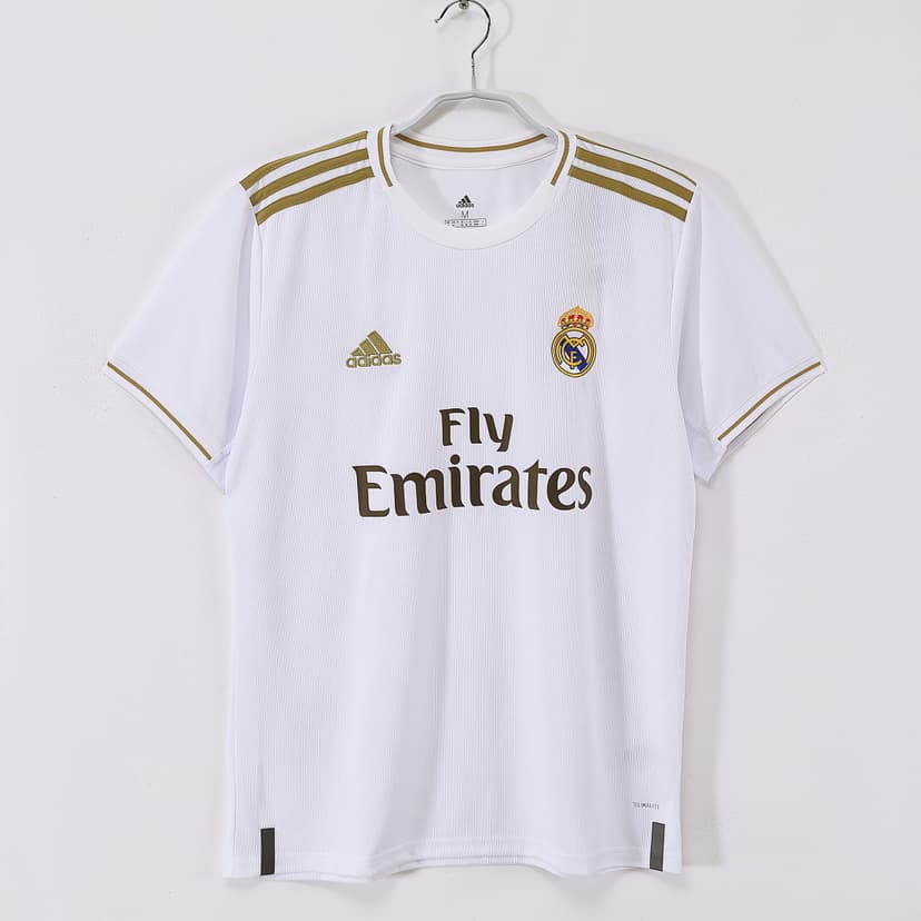 Real Madrid Retro Shirt 2019/20 Home — photo 1