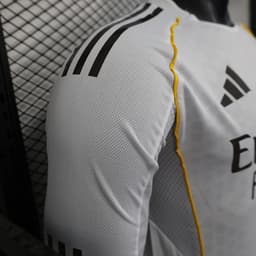 Real Madrid Home Jersey 2025/26 Long Sleeve — photo 2